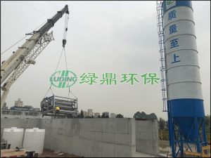打桩泥浆脱水现场 – 带式压滤机连续…